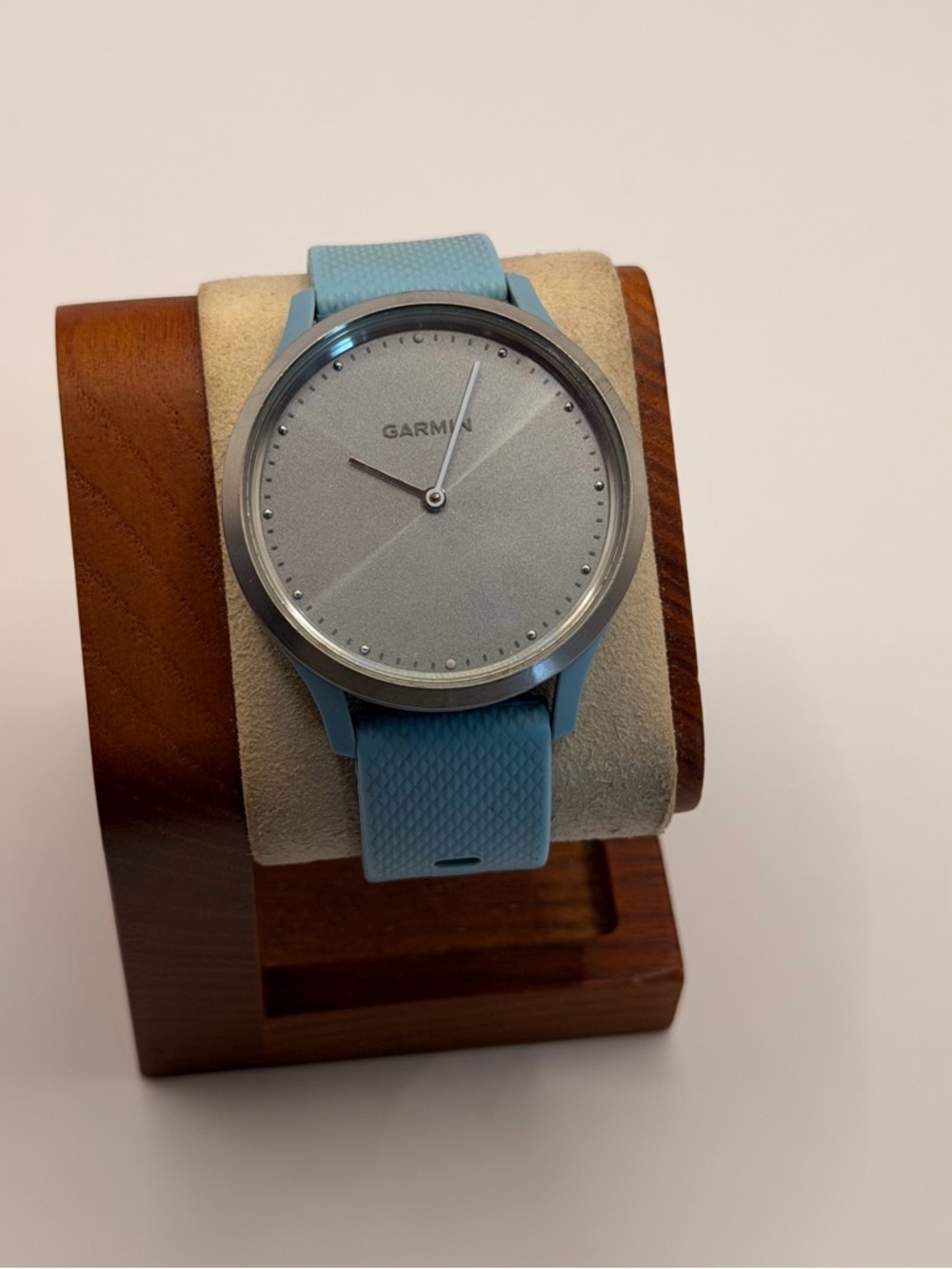 Garmin Vivomove HR (rare color, for parts)‎